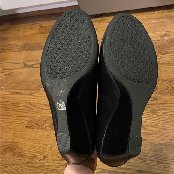Tory Burch Melinda Wedges Size 8.5 - Picture 5 of 6